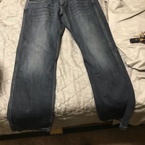 Meet your Posher, Logan